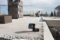 Лазерный уровень Bosch GPL 5 Professional (0.601.066.200) Лазерный уровень Bosch GPL 5 Professional (0.601.066.200)